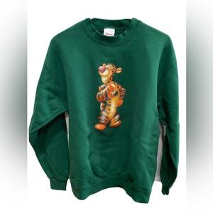 Vintage Y2K Disney Store Tigger Graphic Sweatshirt Green Crewneck SIZE Medium
